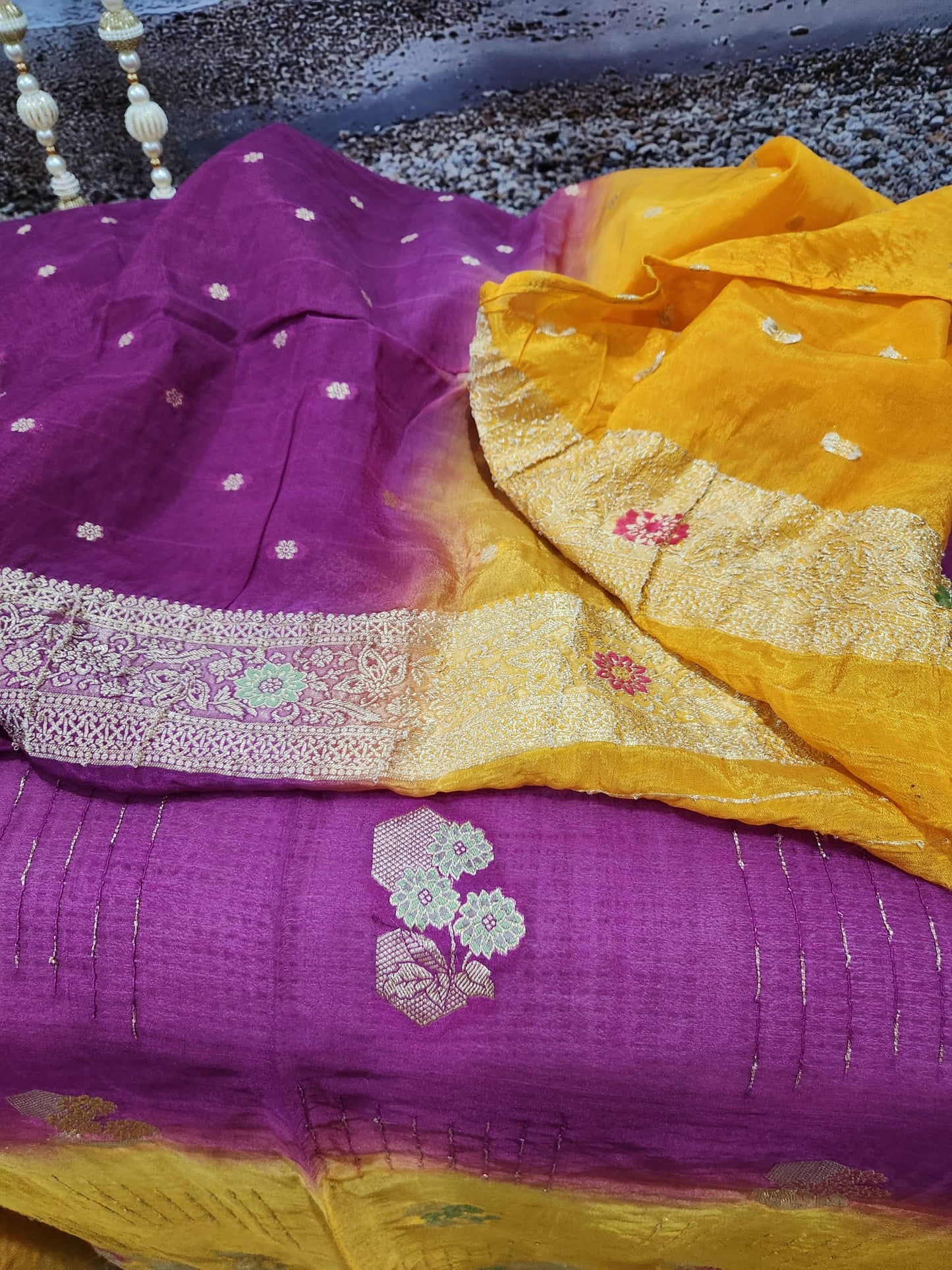 Exclusive Elegant Two Tone Pure Chinon Saree with Soft Zari Work