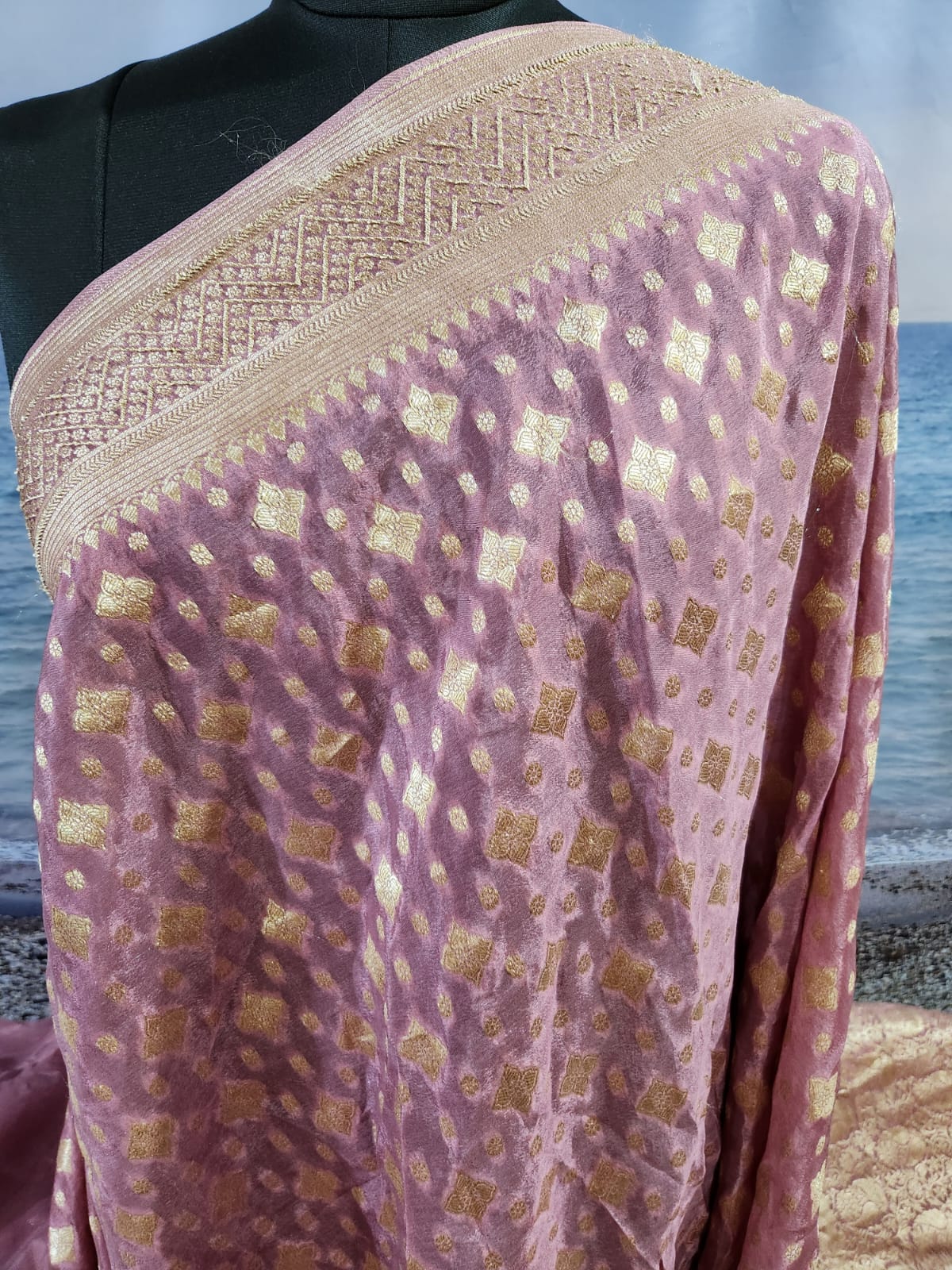 Exclusive Purple Pure Chinon Saree with Soft Zari Work