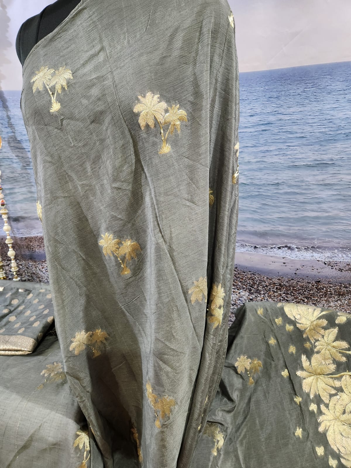 Pure Chinon Silver Saree with Soft Zari Work
