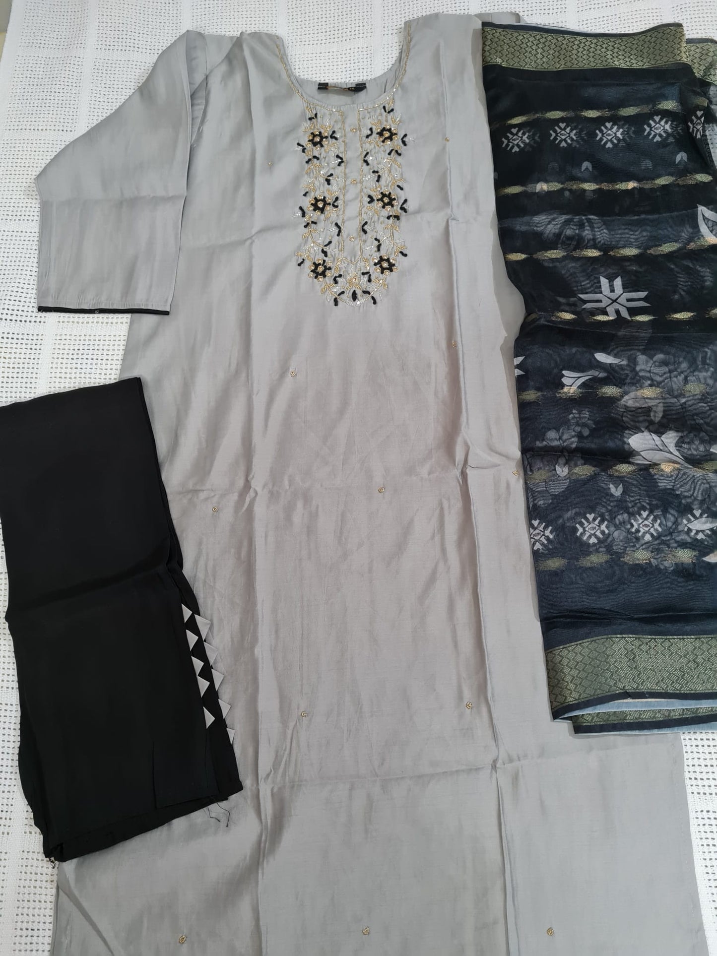 Elegant Grey Muslin Silk 3 Piece Suit with Soft Crepe Lining