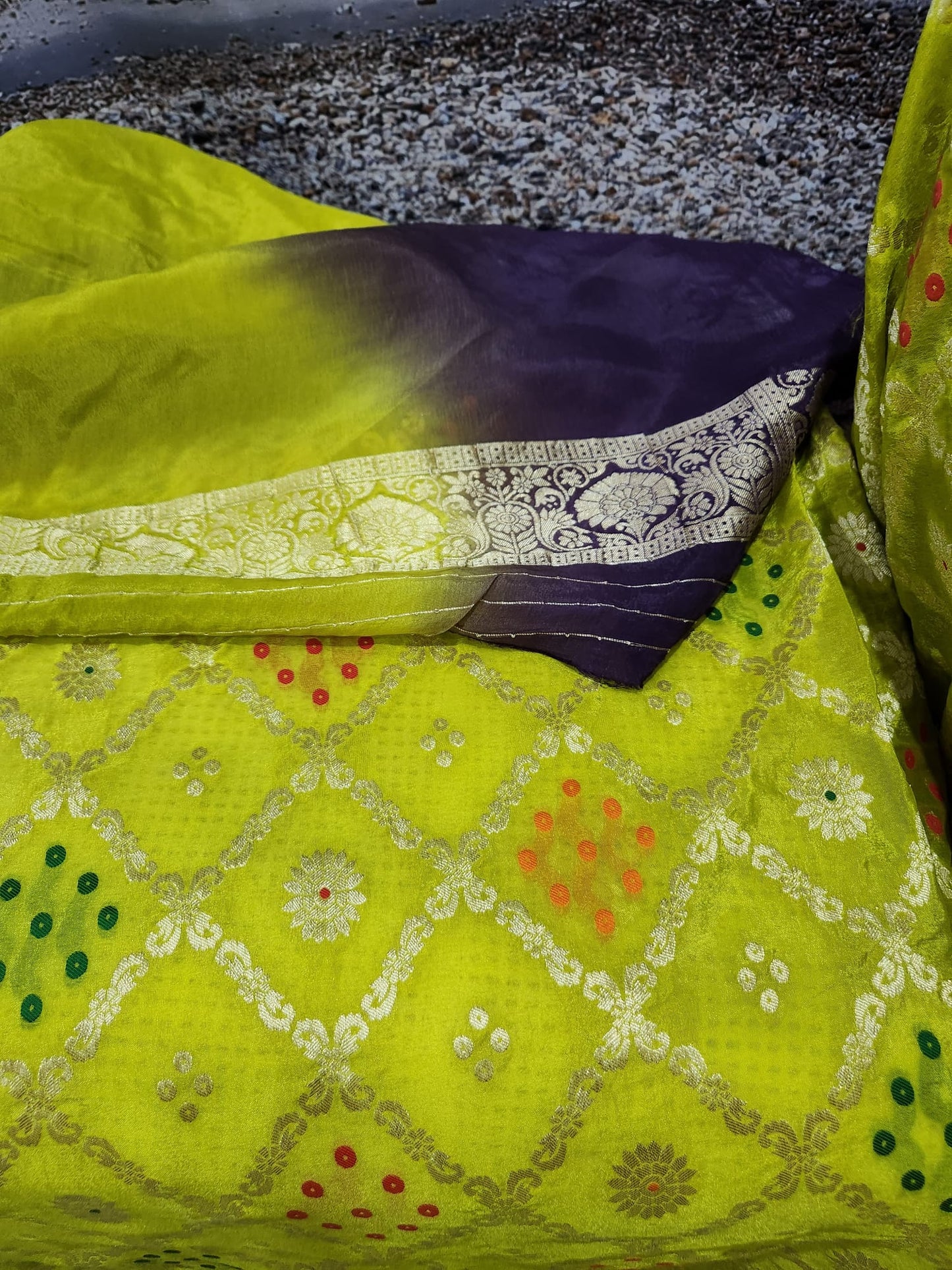 Exclusive Two Tone Pure Chinon Saree with Soft Zari Work