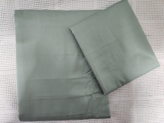 400TC King Size Flat Bedsheets + 2 Pillow Covers in Green