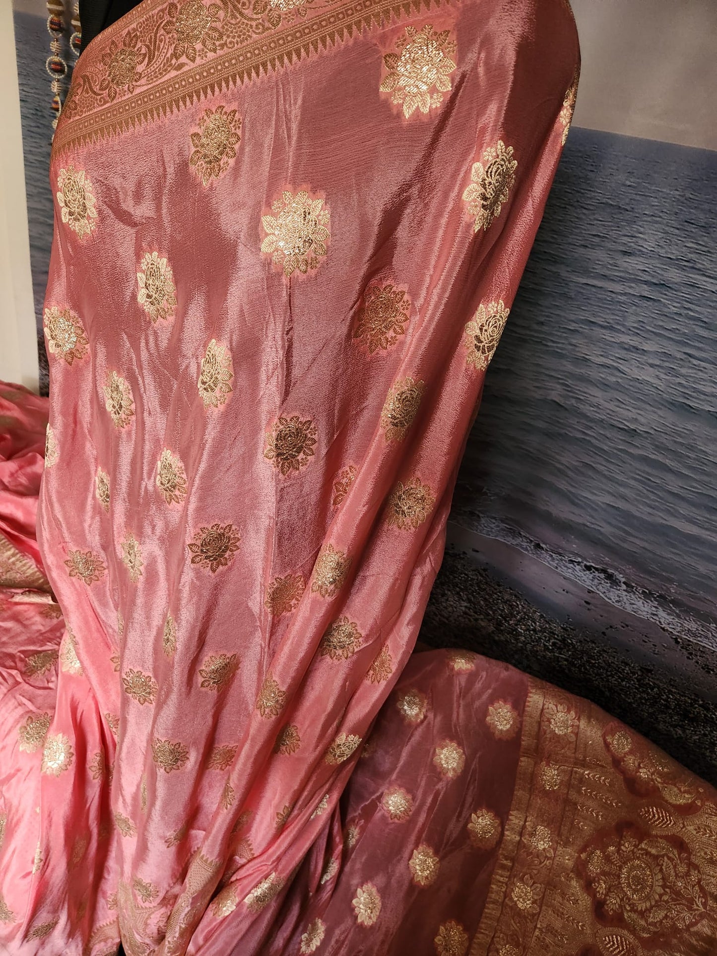 Exclusive Elegant Pink Pure Chinon with Soft Zari Work