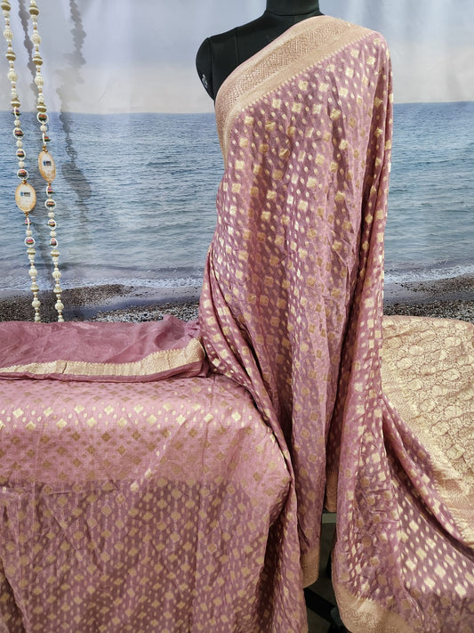 Exclusive Purple Pure Chinon Saree with Soft Zari Work