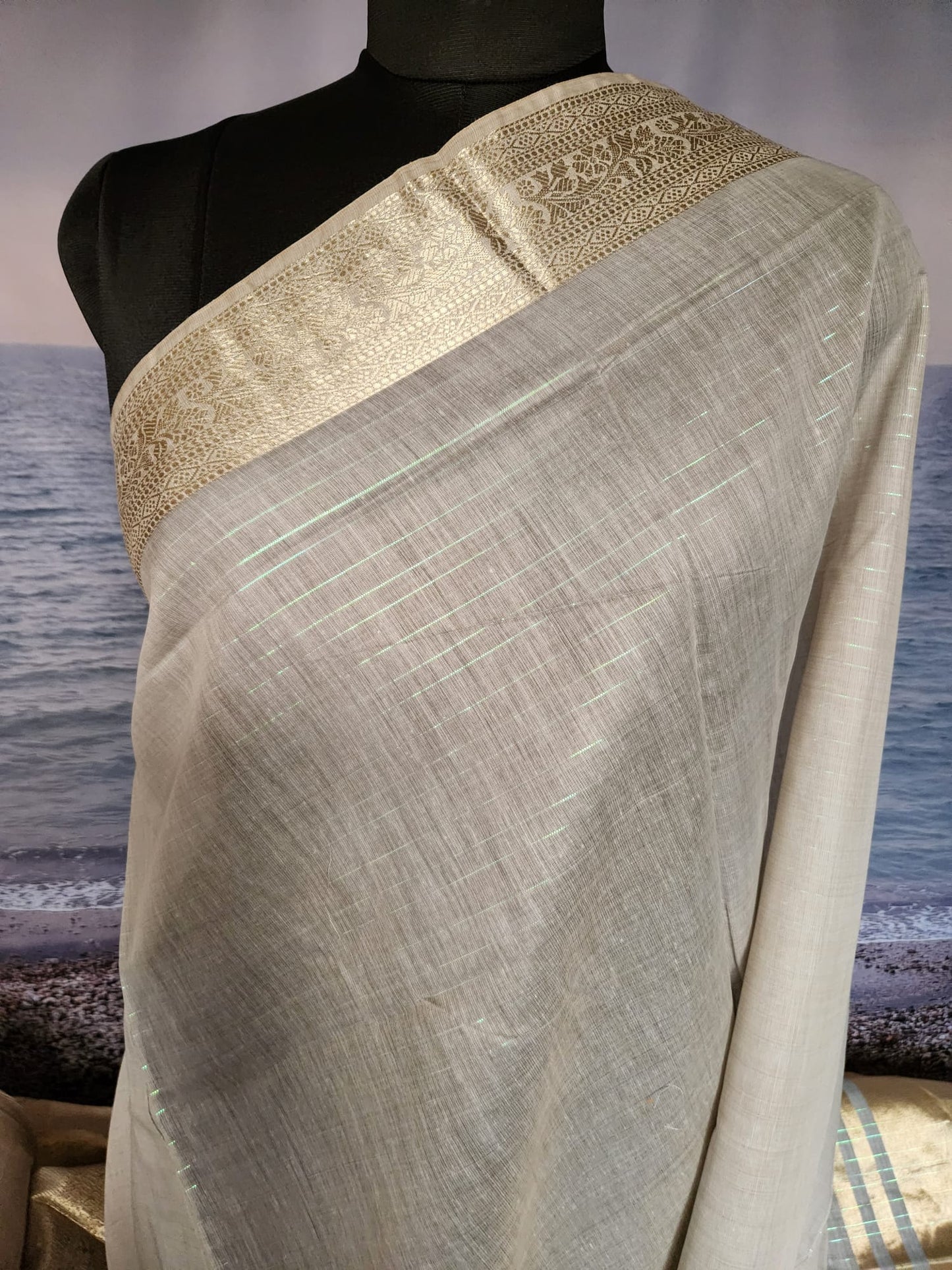 Elegant Grey Pure Handloom Khadi Silk Saree with Soft Zari Work