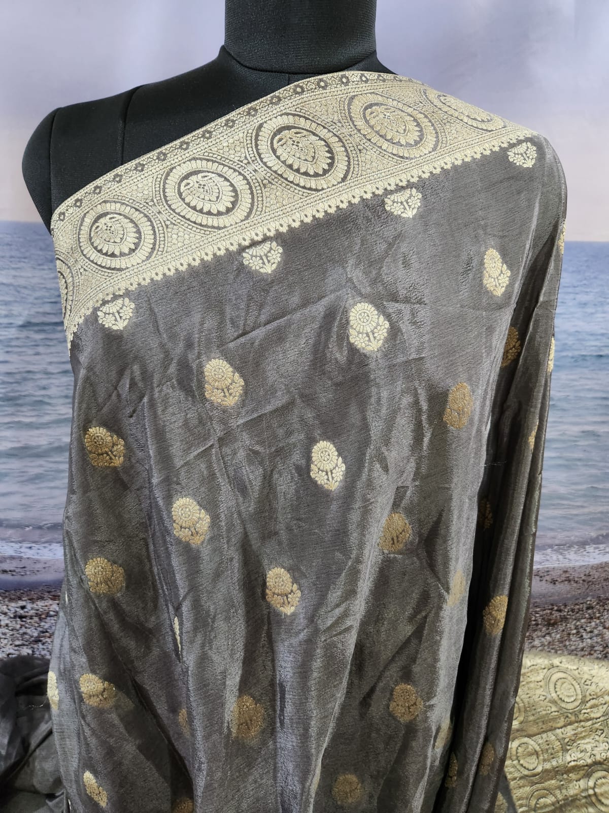 Elegant Grey Pure Chinon Saree with Soft Zari Work